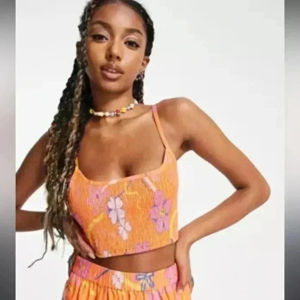 Collusion ASOS cropped floral spaghetti strap tank top - Picture 2 of 5